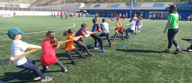 Els centres escolars de Sant Feliu celebren el Dia Mundial de l'Activitat Física